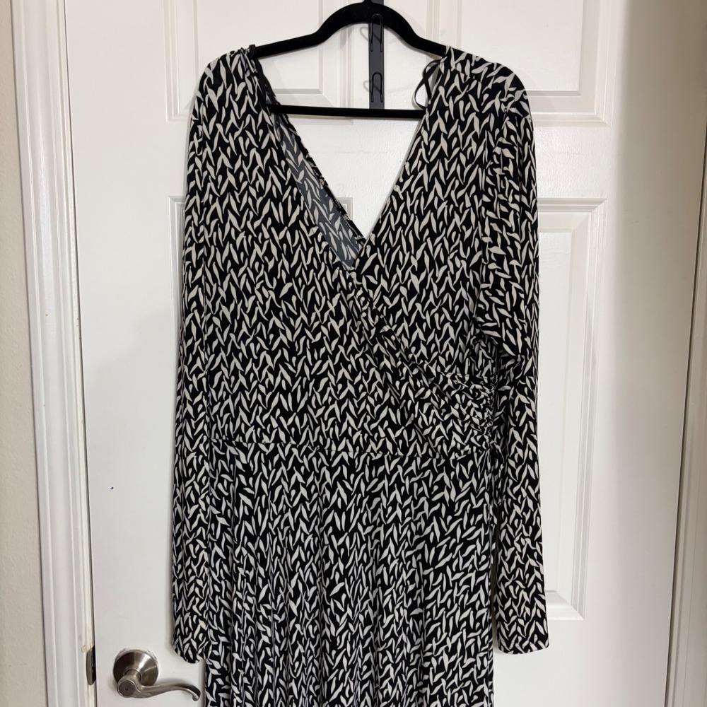 Carol Rose Black White Abstract Leaf Print Faux Wrap Maxi Dress XL Long Sleeve
